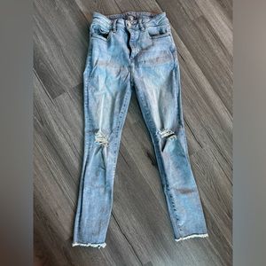 DL1961 TOLEDO FARROW CROPPED HIGH RISE DISTRESSED JEANS SIZE 27 LIKE NEW